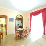 Apartment Elegant House *