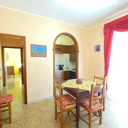 Elegant House דירה *