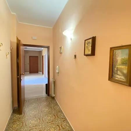 Elegant House דירה *