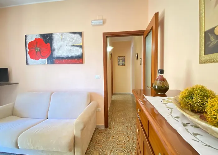 Elegant House Apartment *